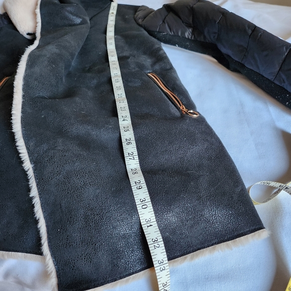 BCBG Generation XS mixed media insulated  winter jacket, faux fur and su… - Picture 6 of 11